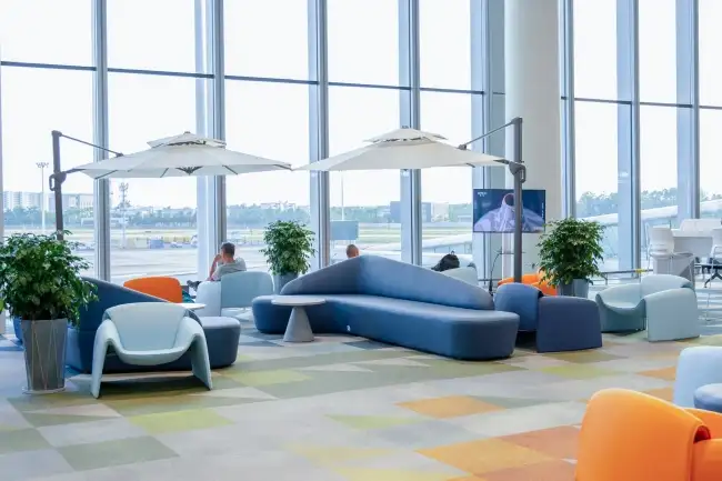airport chairs